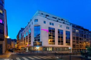 Paris moxy bastille1